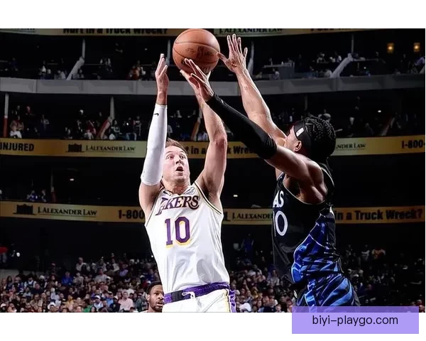 肯纳德绝杀助东皇逆转 连场30+纪录得以延续 关键时刻梦游球员失准 肯纳德绝杀助东皇逆转 连场30+纪录得以延续 关键时刻梦游球员失准